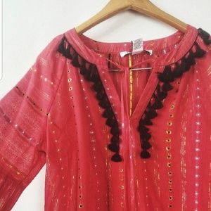 🆕️NWOT. BELLE VERE Pom Pom Like Tassel Blouse!